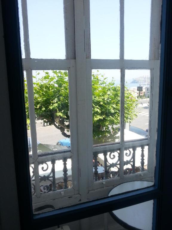 Pension "La Marina" Castro Urdiales Eksteriør bilde
